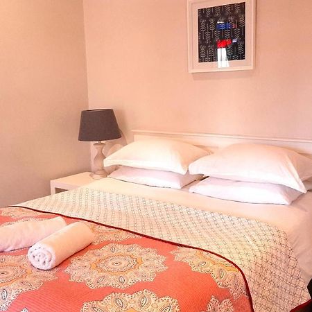 The Greenhouse Guesthouse Кейптаун Екстериор снимка