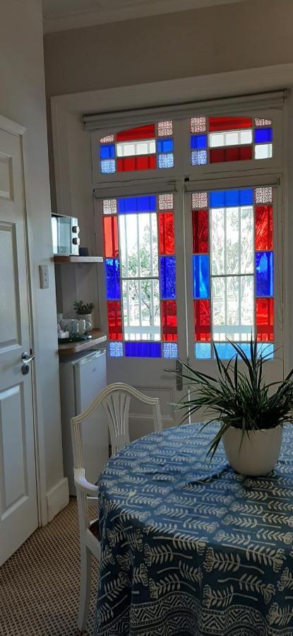 The Greenhouse Guesthouse Кейптаун Екстериор снимка