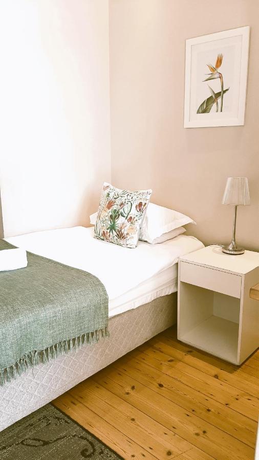 The Greenhouse Guesthouse Кейптаун Екстериор снимка